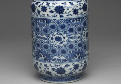 图片[2]-Jar with geometric decoration in underglaze blue, Qing dynasty, Qianlong reign (1736-1795)-China Archive